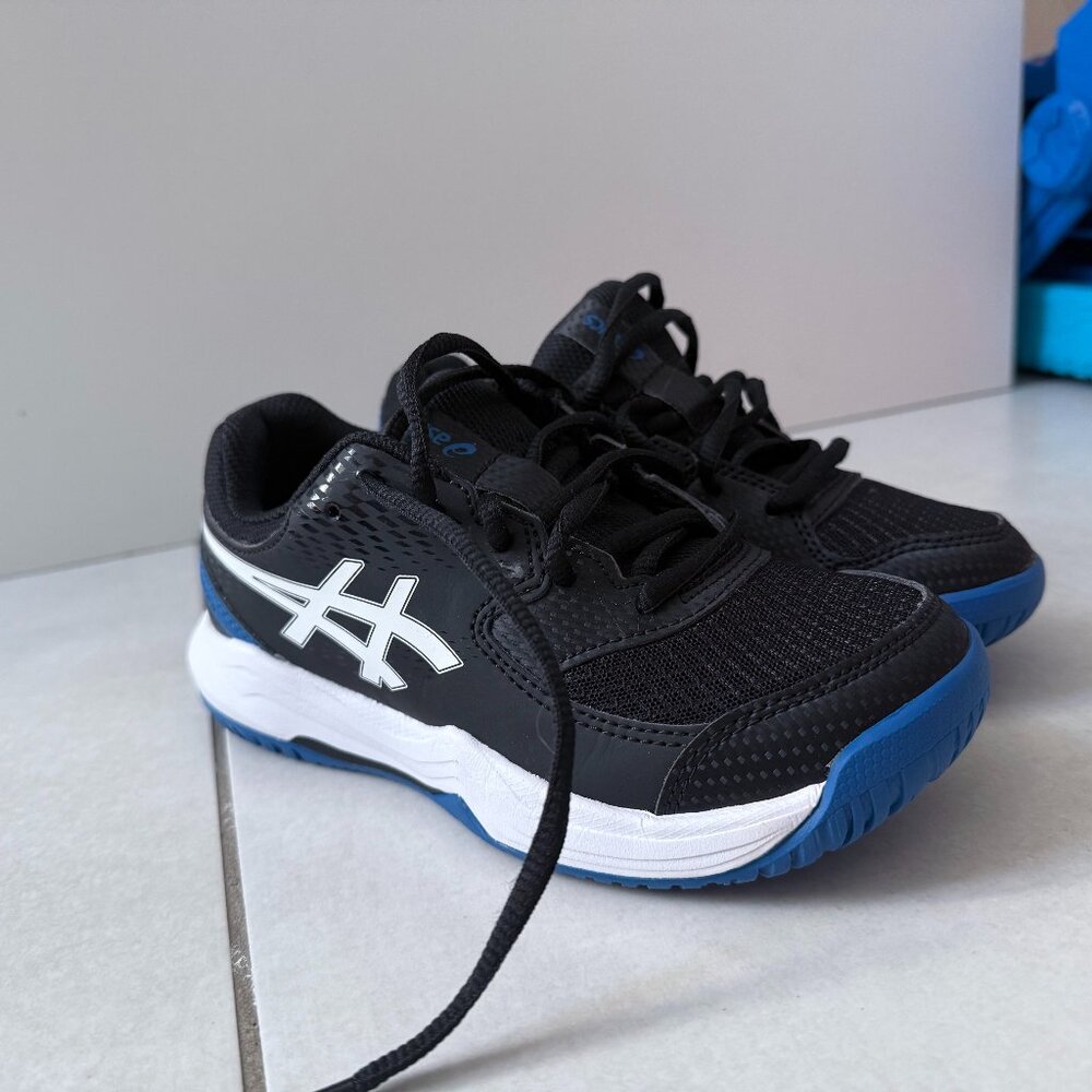 Brand New Kids' ASICS Running Shoes - Never Worn! 🏃‍♂️✨